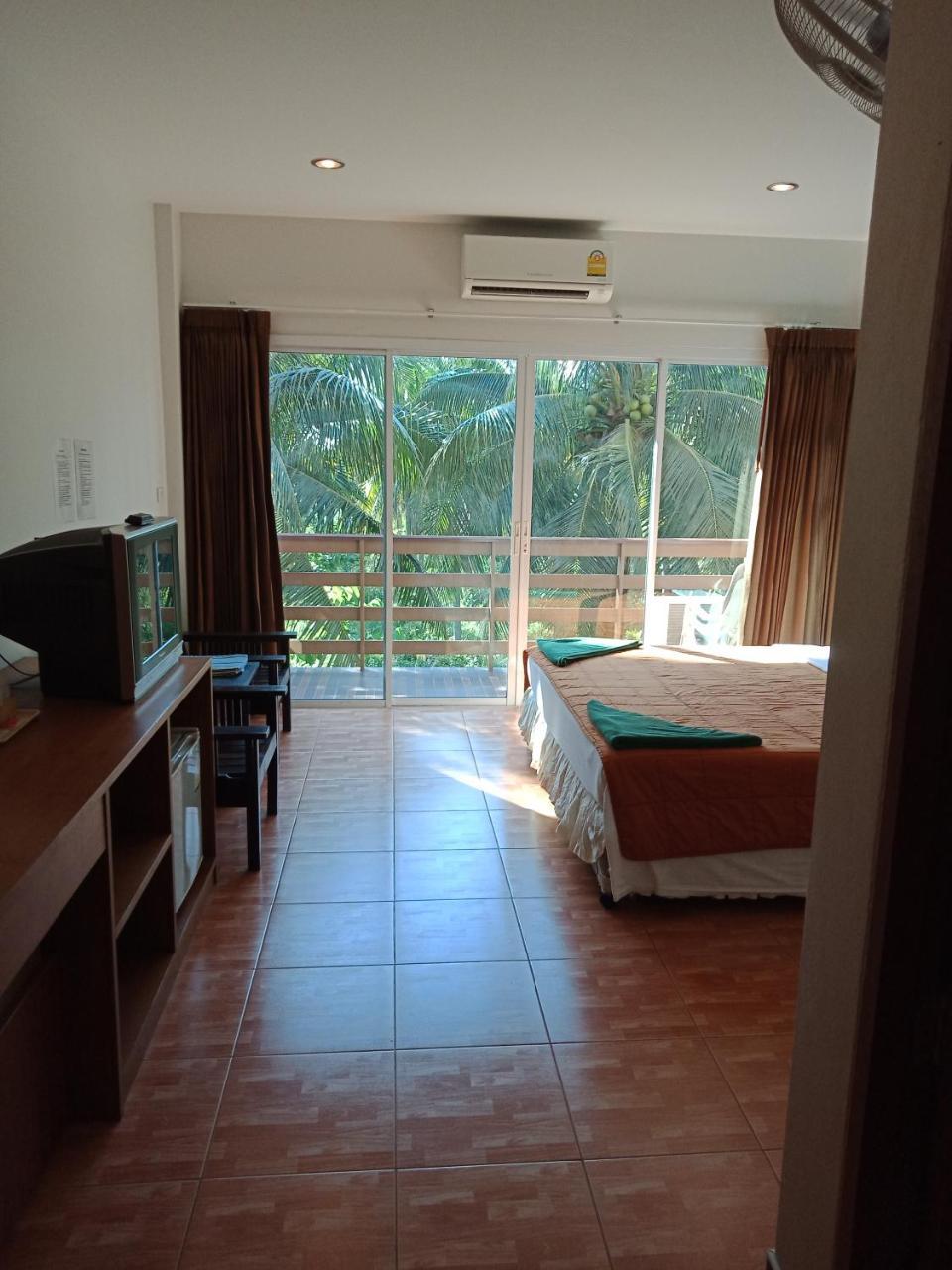 N.D.Hotel Ko Lanta 外观 照片