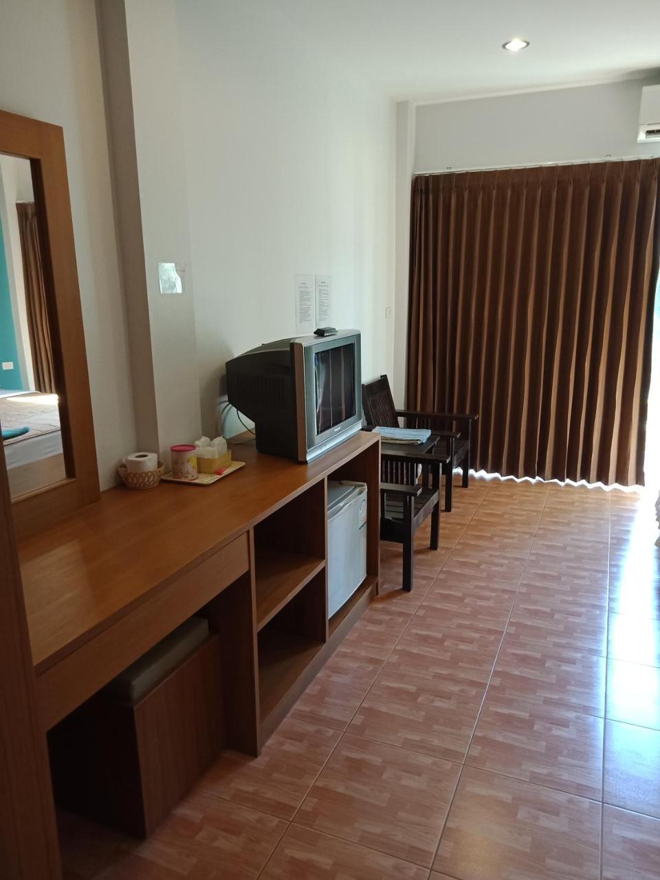 N.D.Hotel Ko Lanta 外观 照片